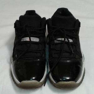 Air Jordan 11 Low Sneakers